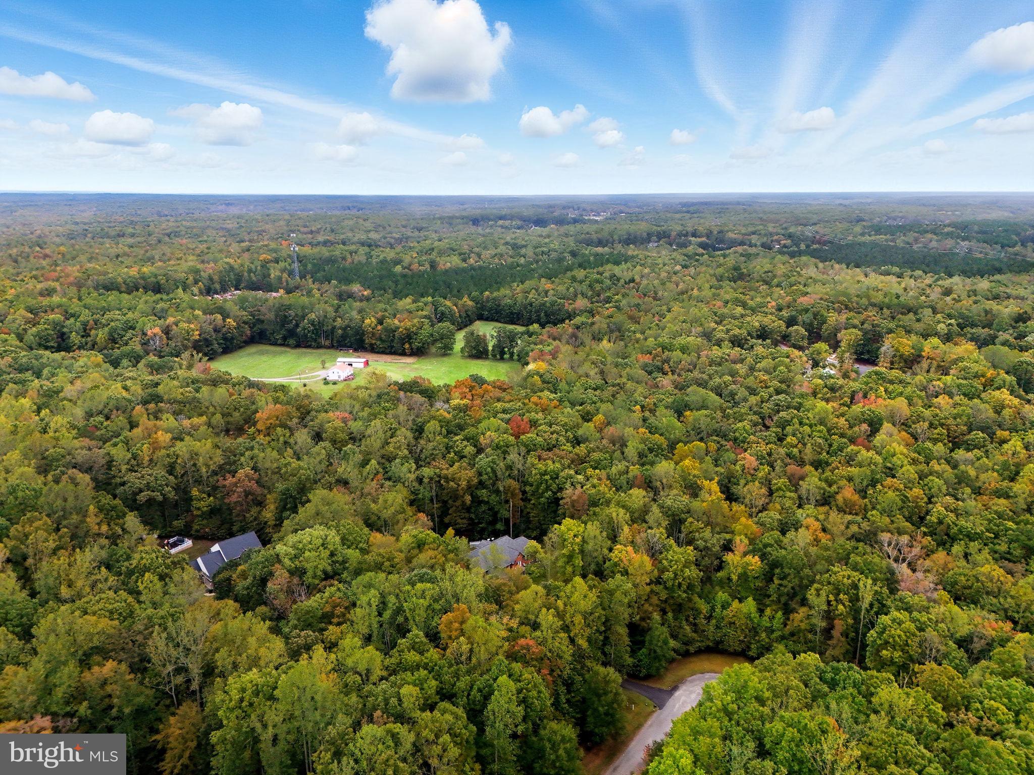 ASHBURN HILLS - Residential