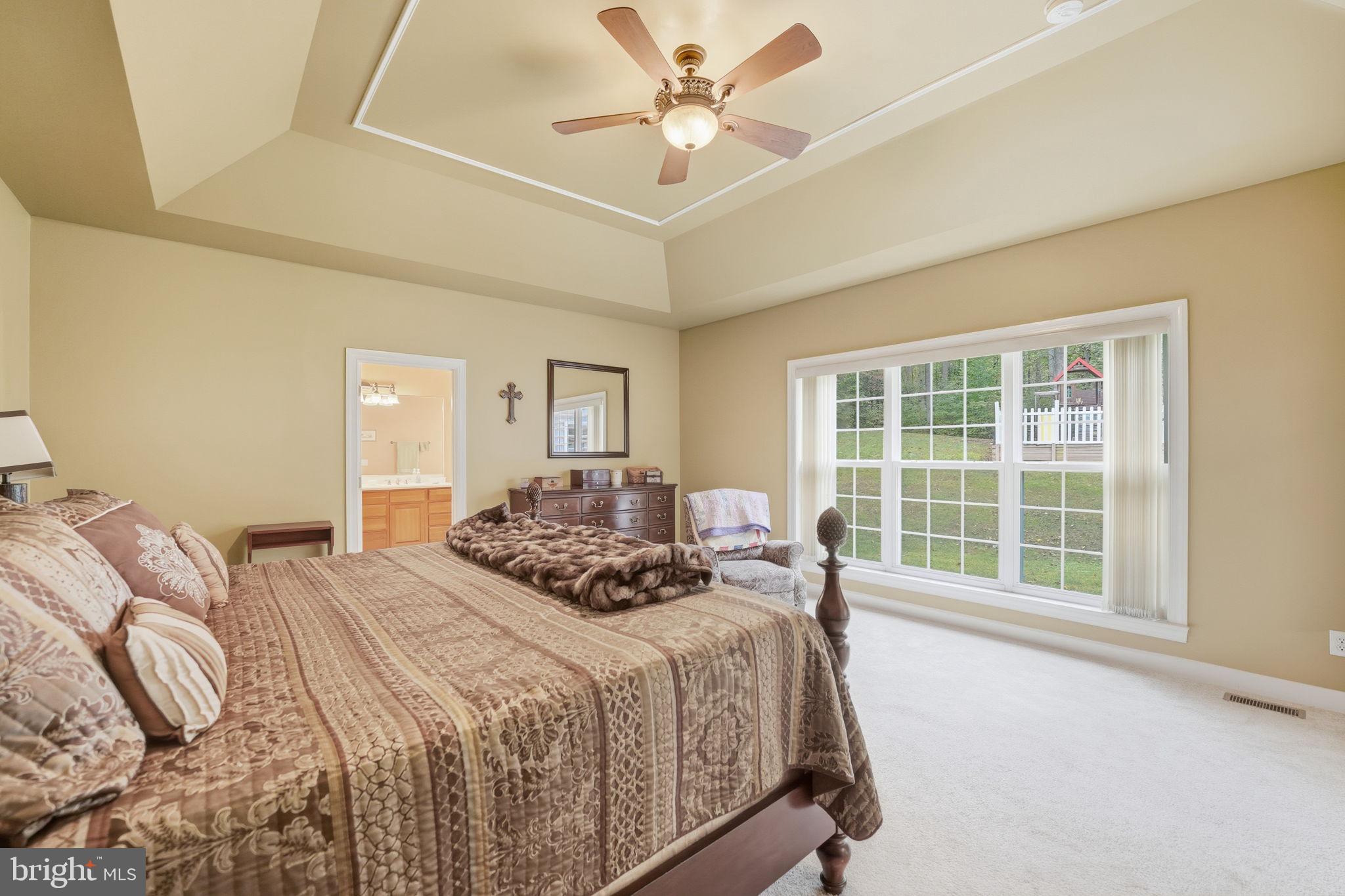 ASHBURN HILLS - Residential