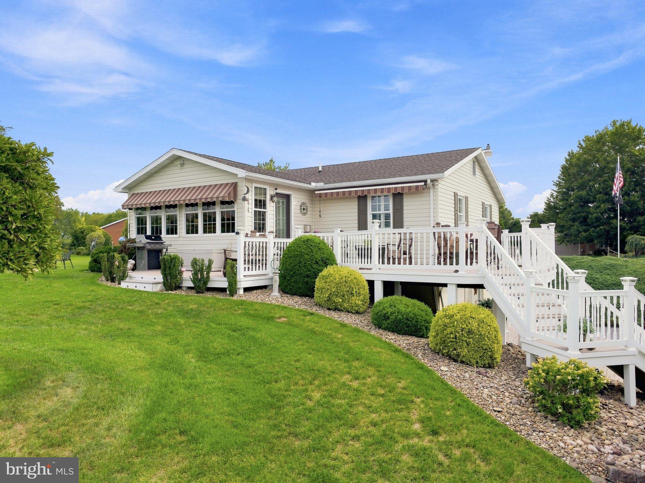5721 OAKWOOD DRIVE