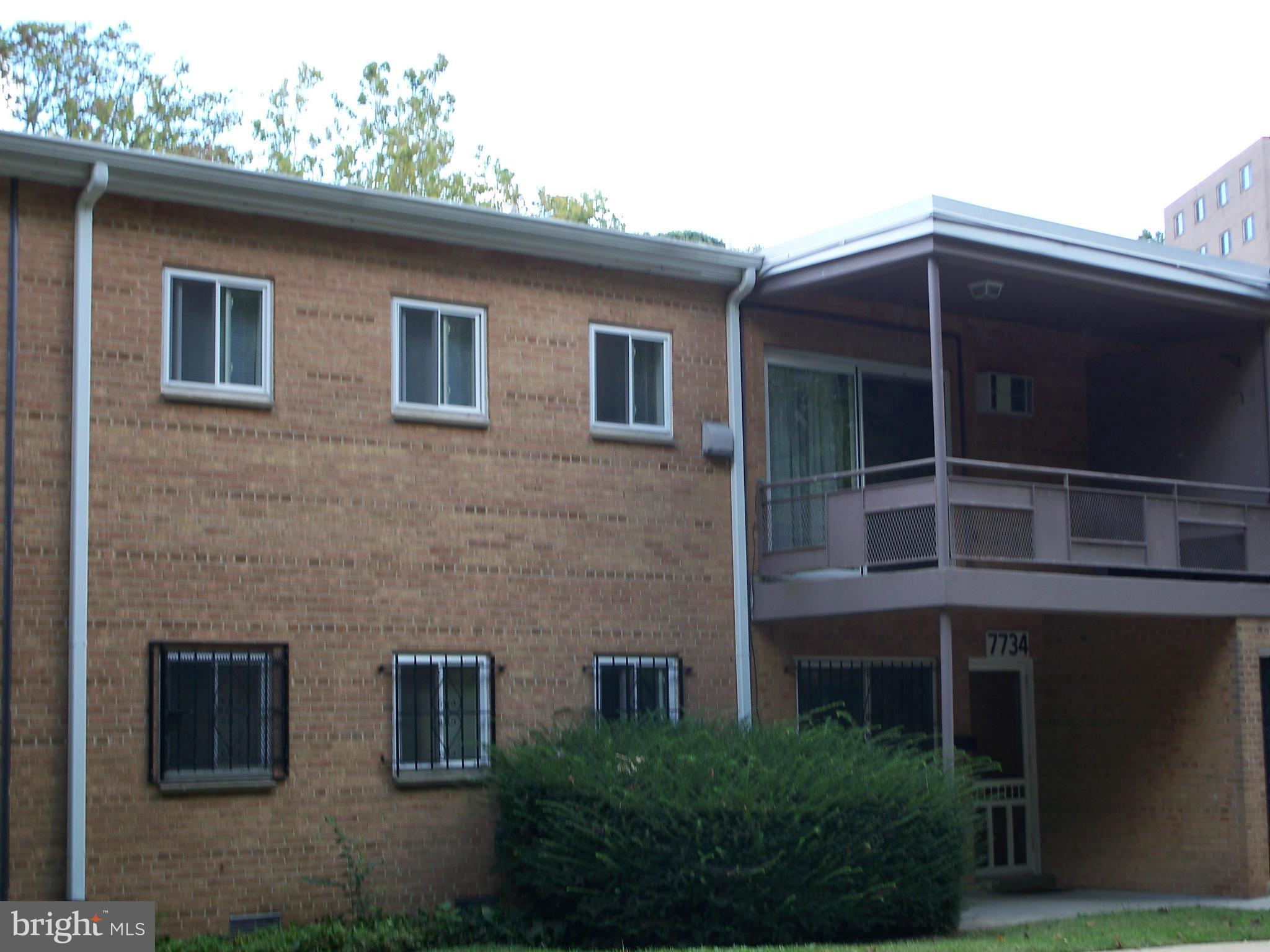 Convenient and its a great location, Lay out is an open floor, Wood floor throughout, Almost new dish washer, Washer & Dryer in the Unit, All Utilities included, $40 Application Processing Fee