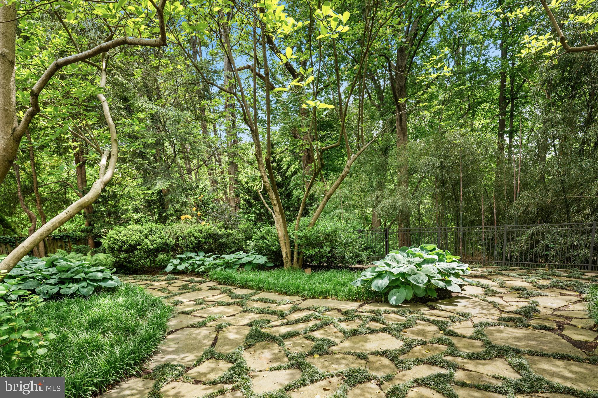 SOMERSET HEIGHTS - Residential