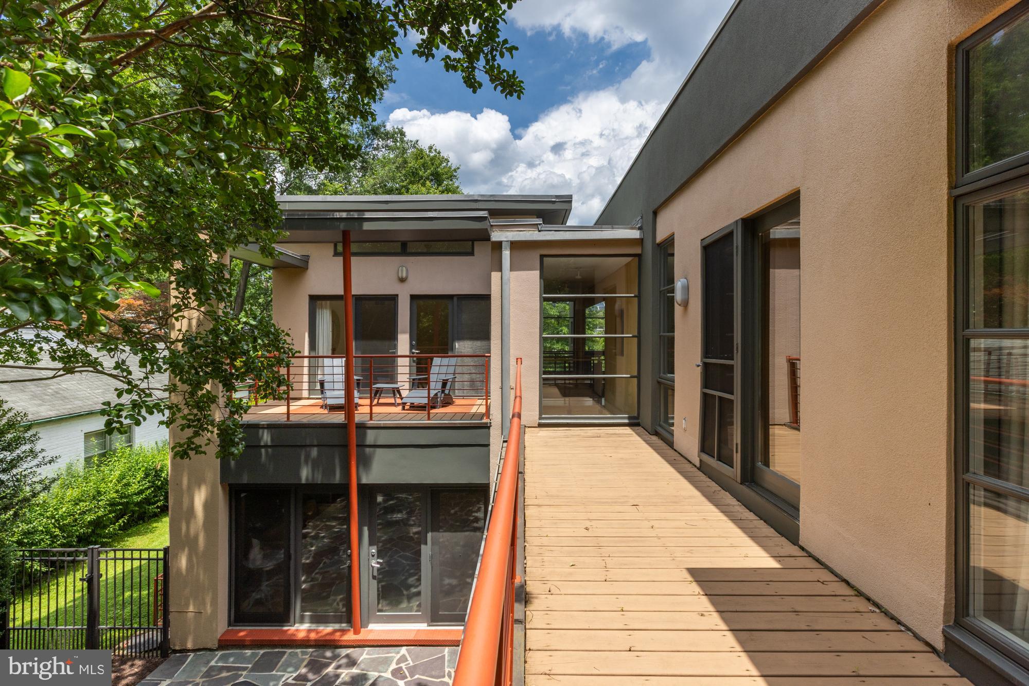 SOMERSET HEIGHTS - Residential