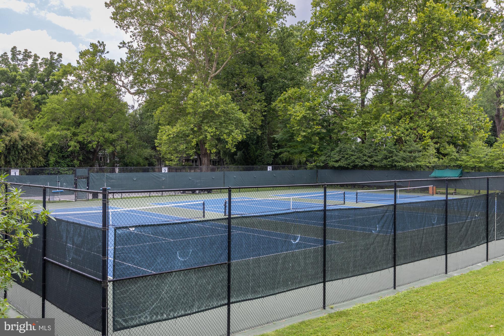 SOMERSET HEIGHTS - Residential