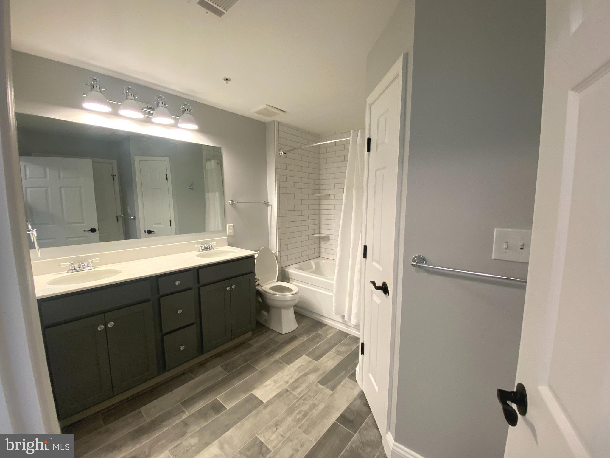 TIDEWATER COLONY - Residential Lease