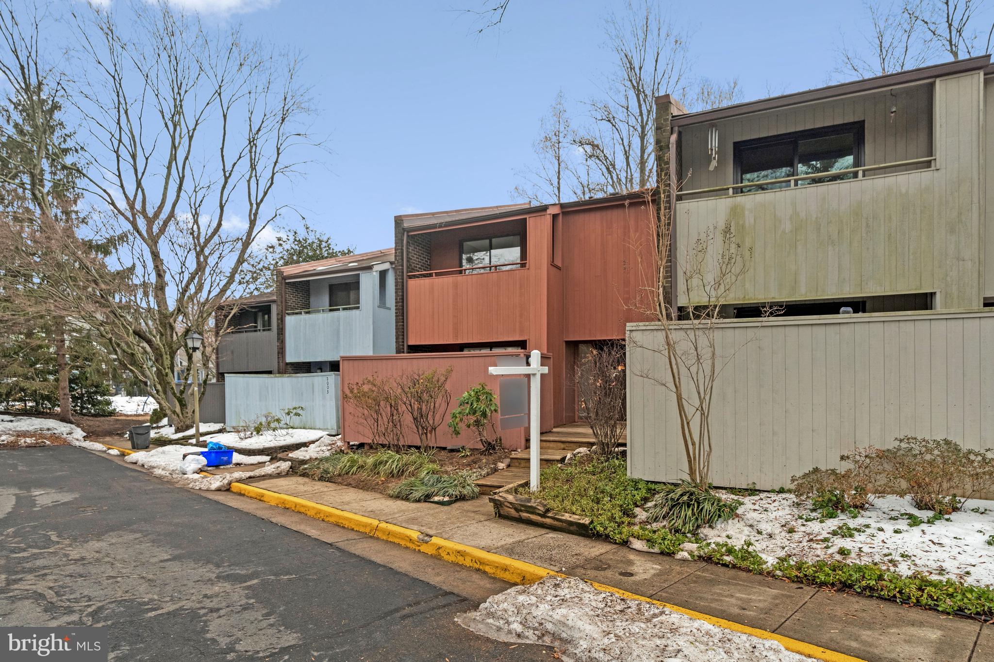 2005 WETHERSFIELD COURT