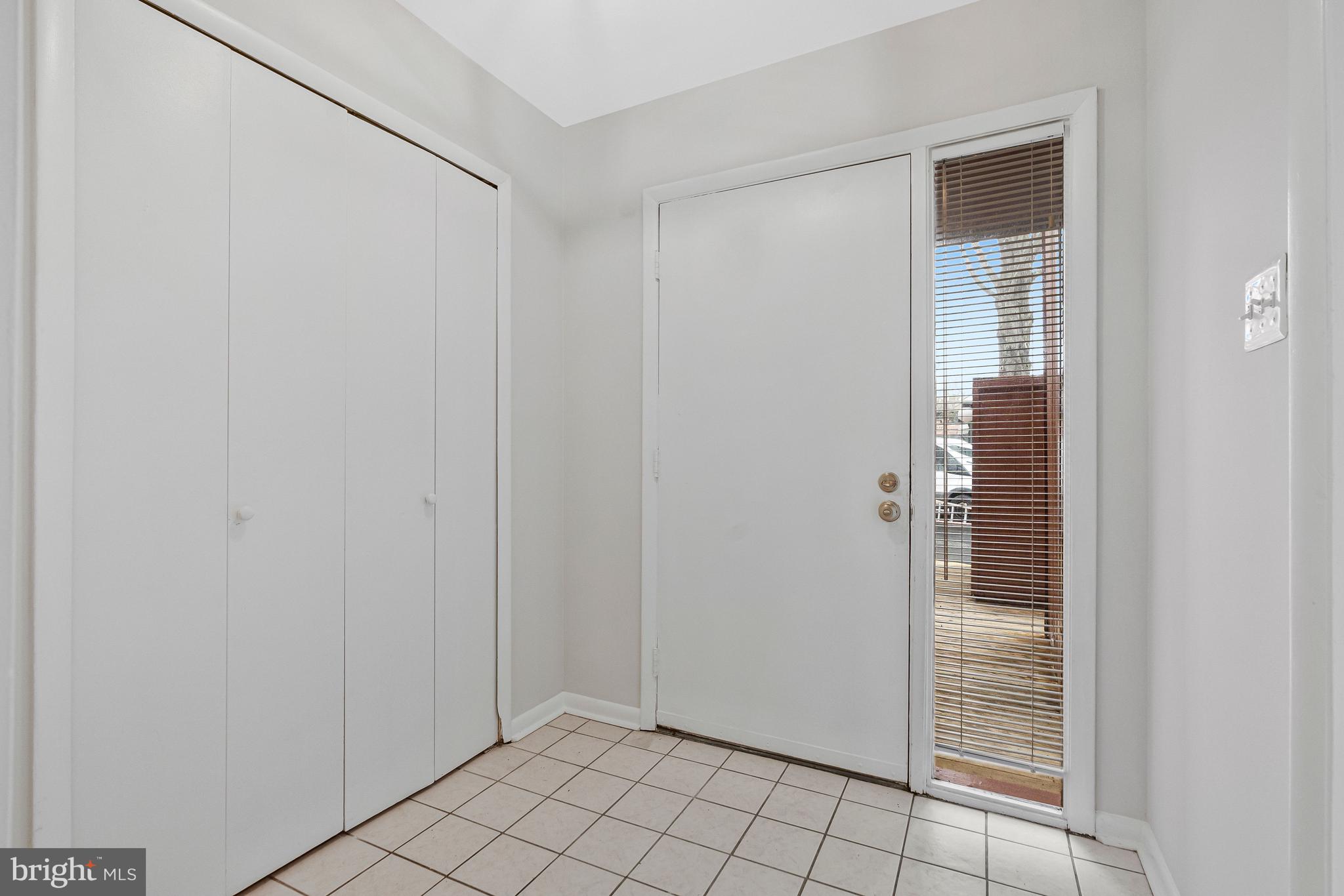 2005 WETHERSFIELD COURT