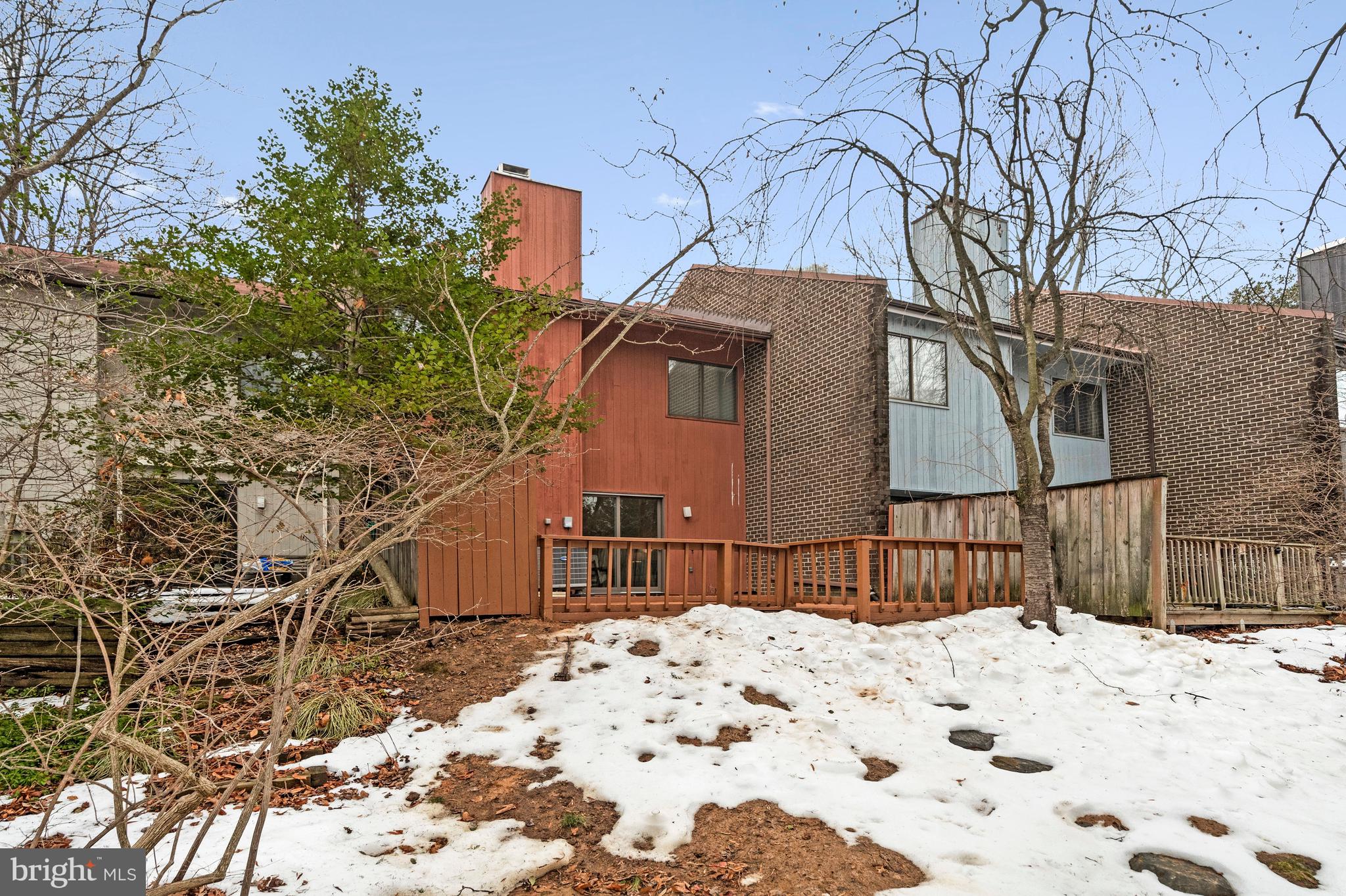 RESTON - Residential