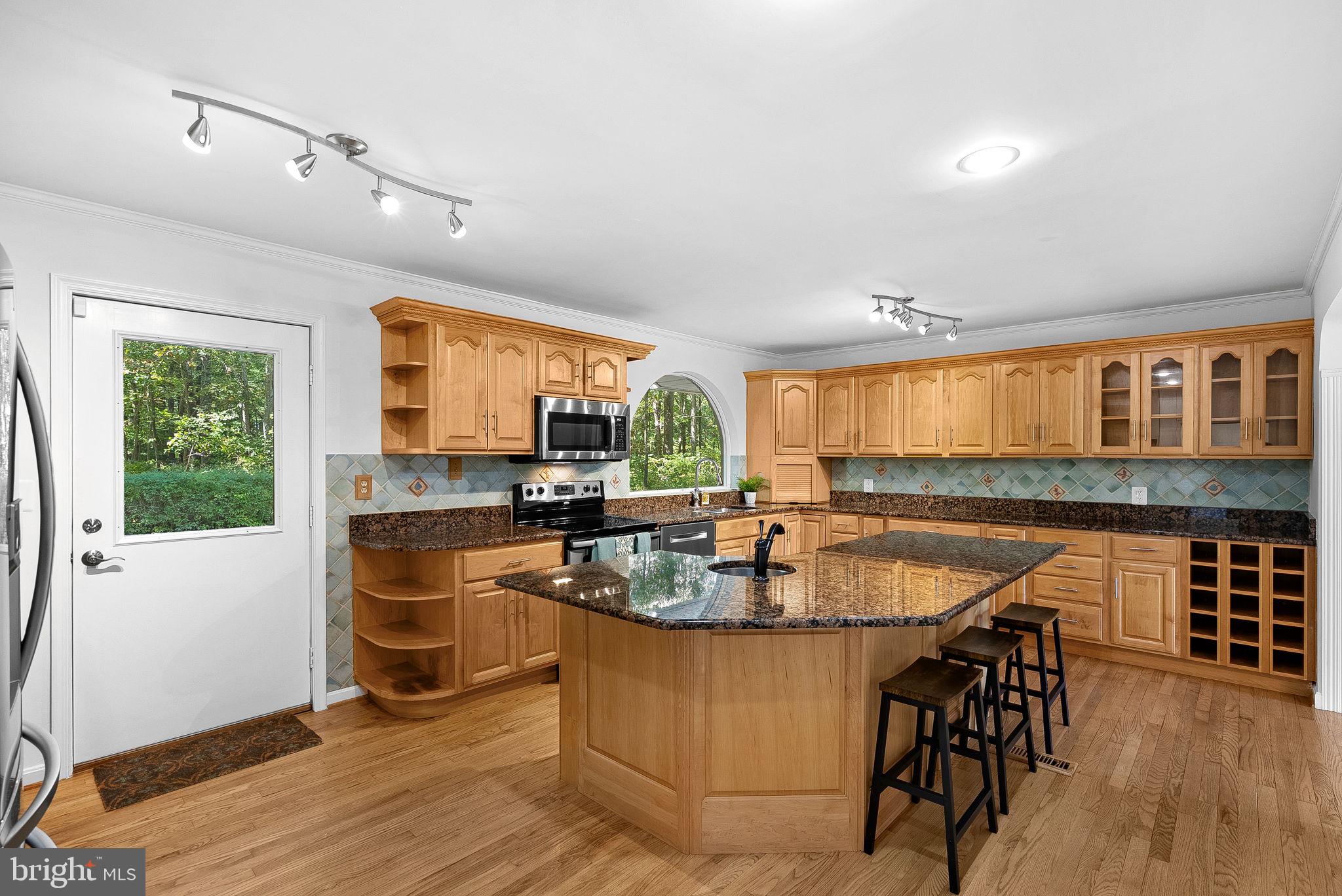 19347 HUNDRED ACRES LANE