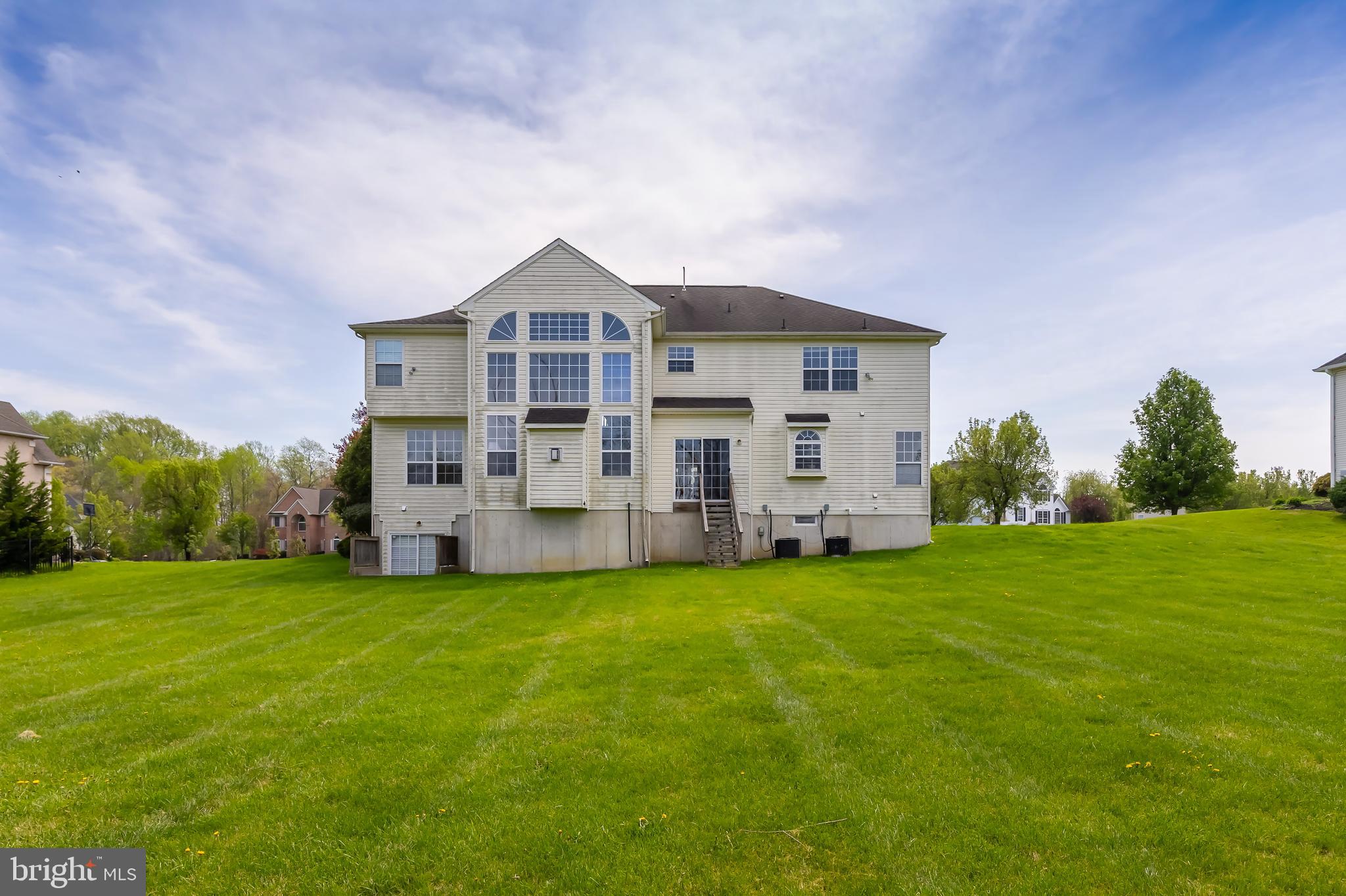 211 SHIVERS RUN COURT