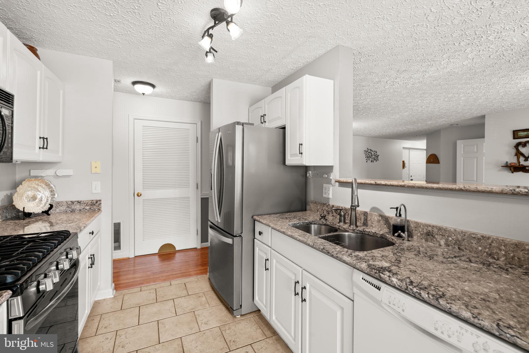 WHITE MARSH - Residential