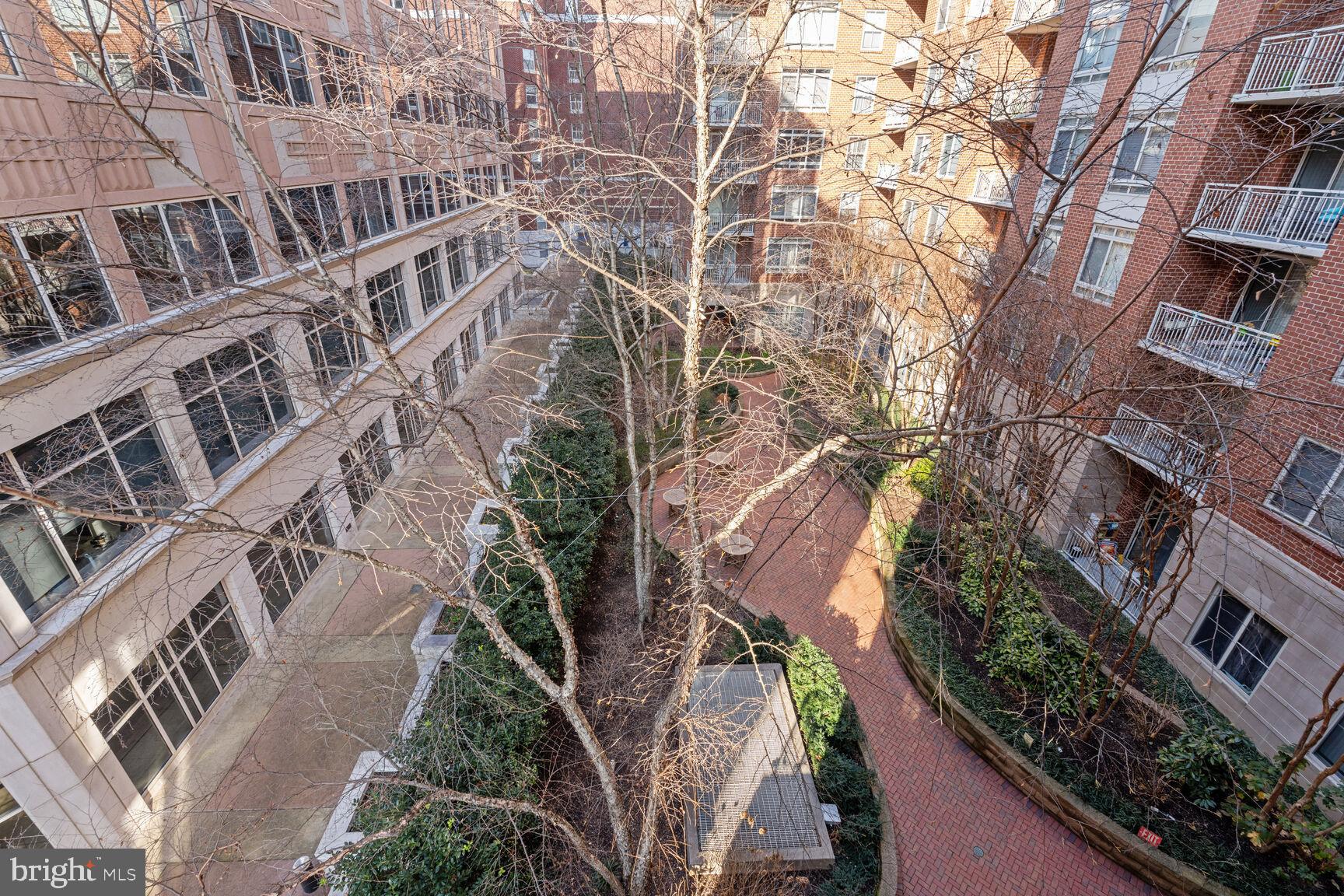 HAWTHORN - Residential