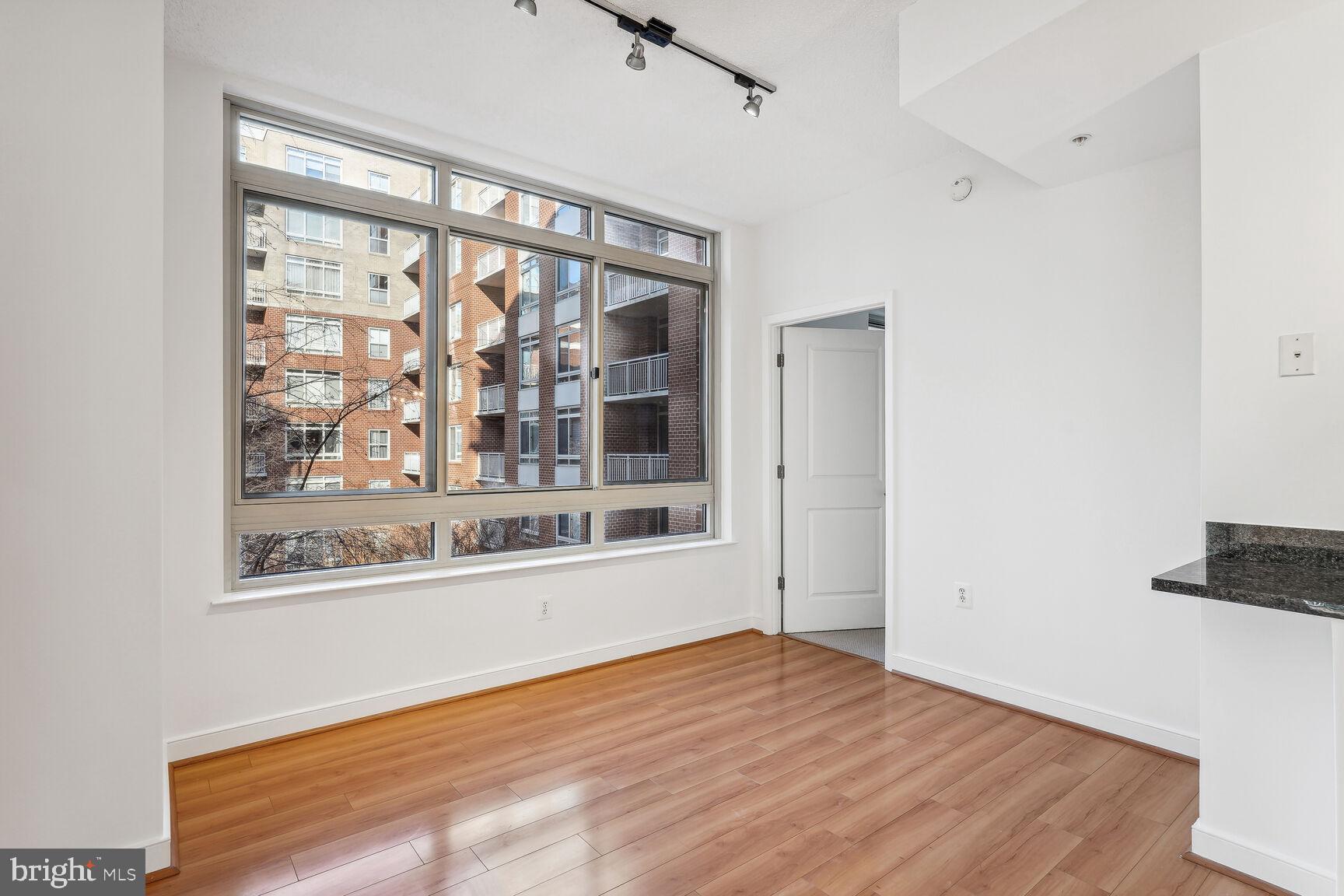 HAWTHORN - Residential