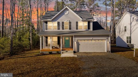 83 LAUREL LANE COLONIAL BEACH VA 22443