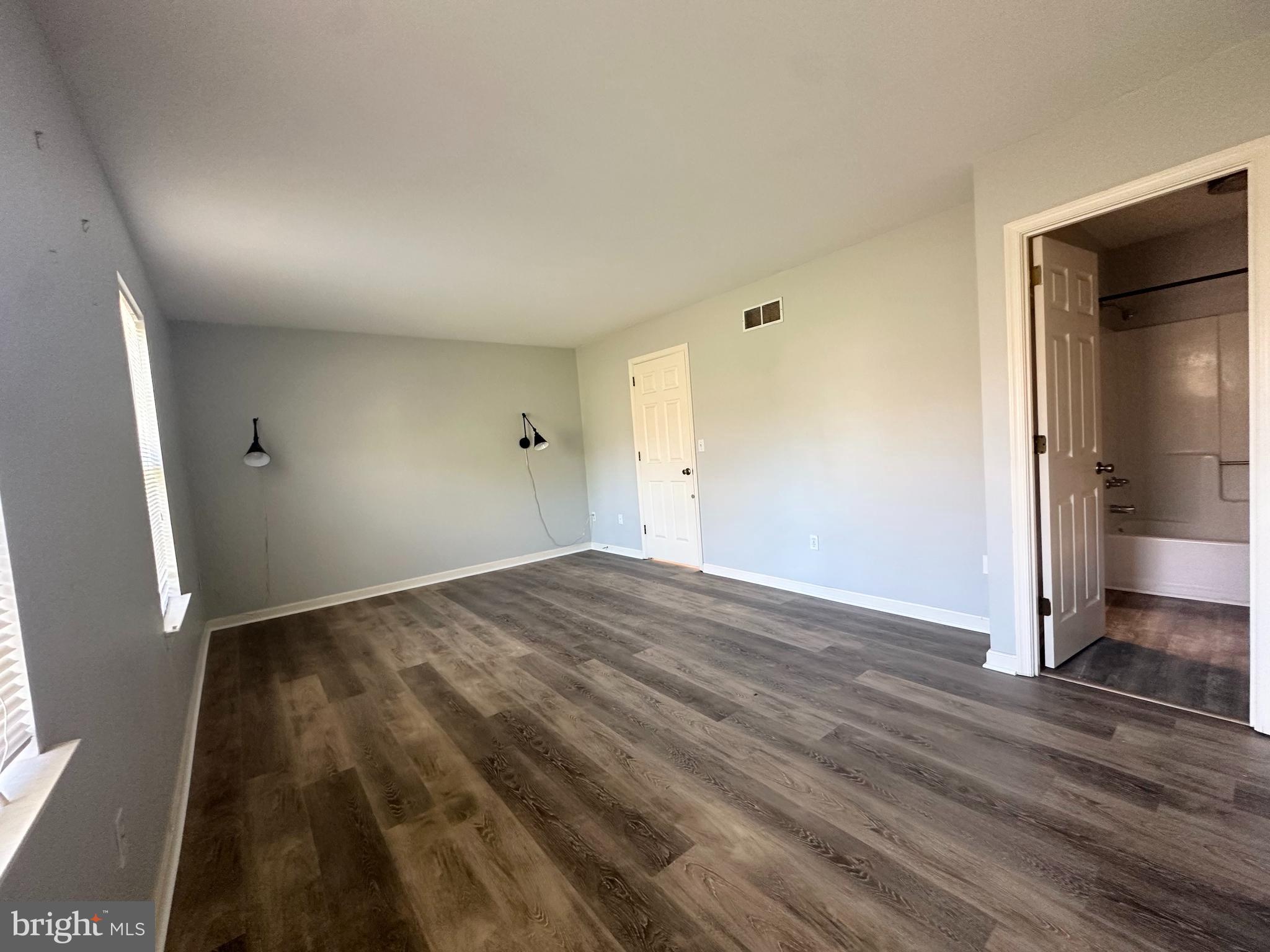 ROCKLEDGE PALMYRA PA - Residential Lease