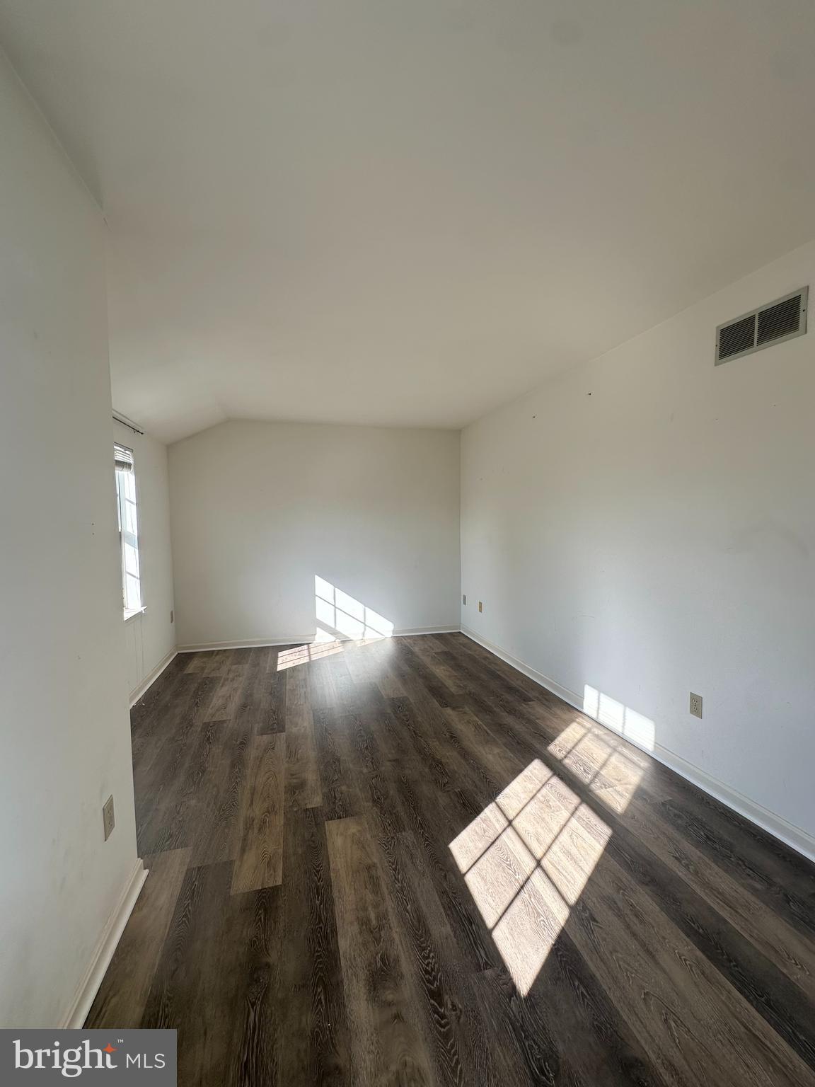 ROCKLEDGE PALMYRA PA - Residential Lease