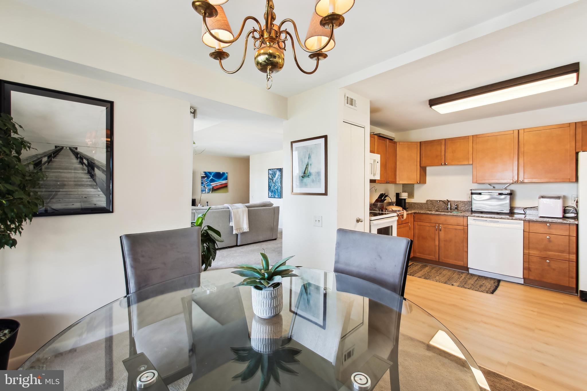 SEVERN HOUSE - Residential