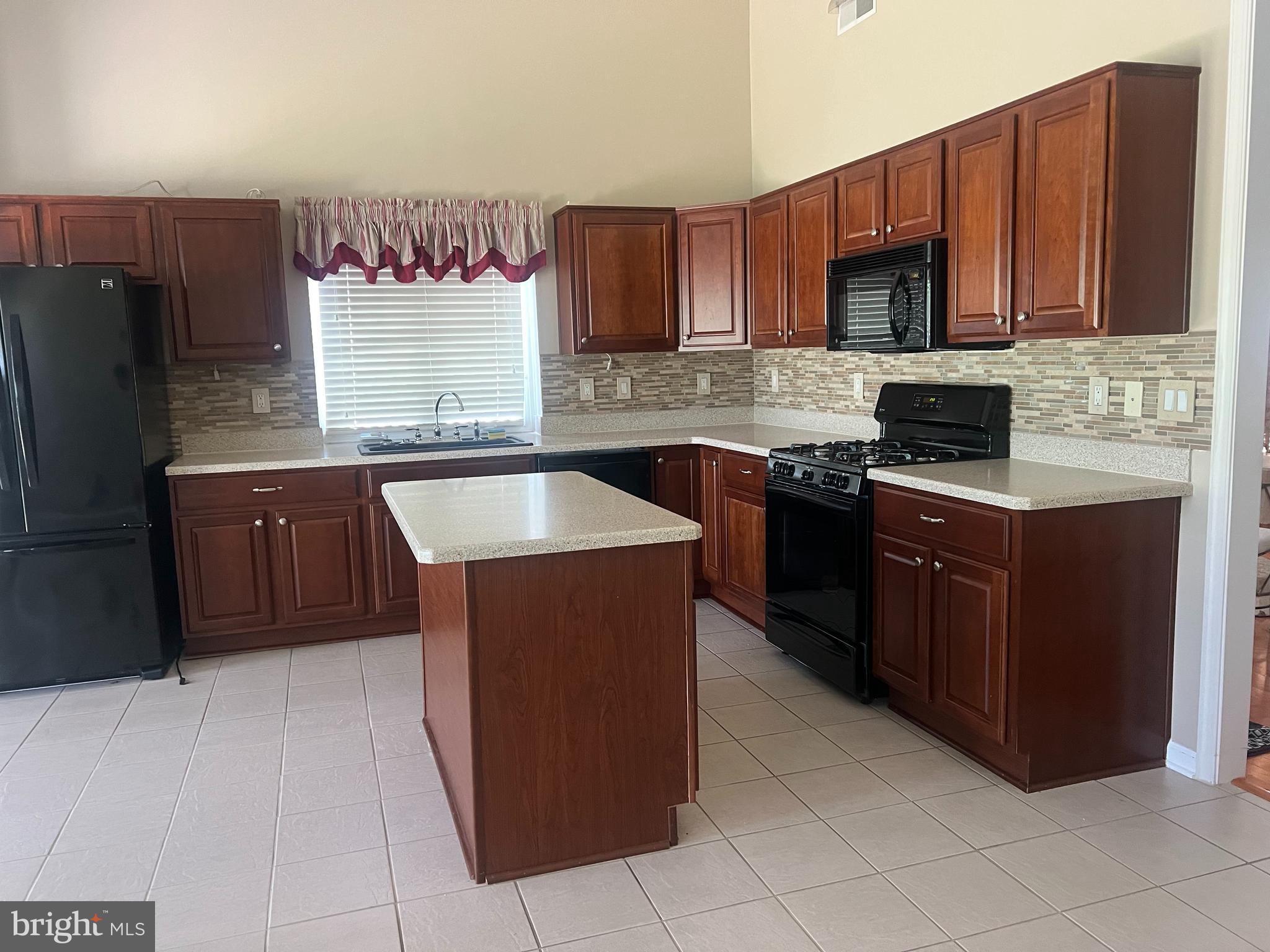 FALLS RUN - Residential