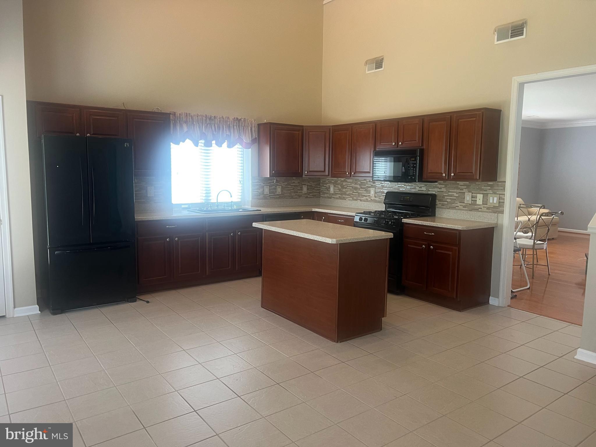 FALLS RUN - Residential