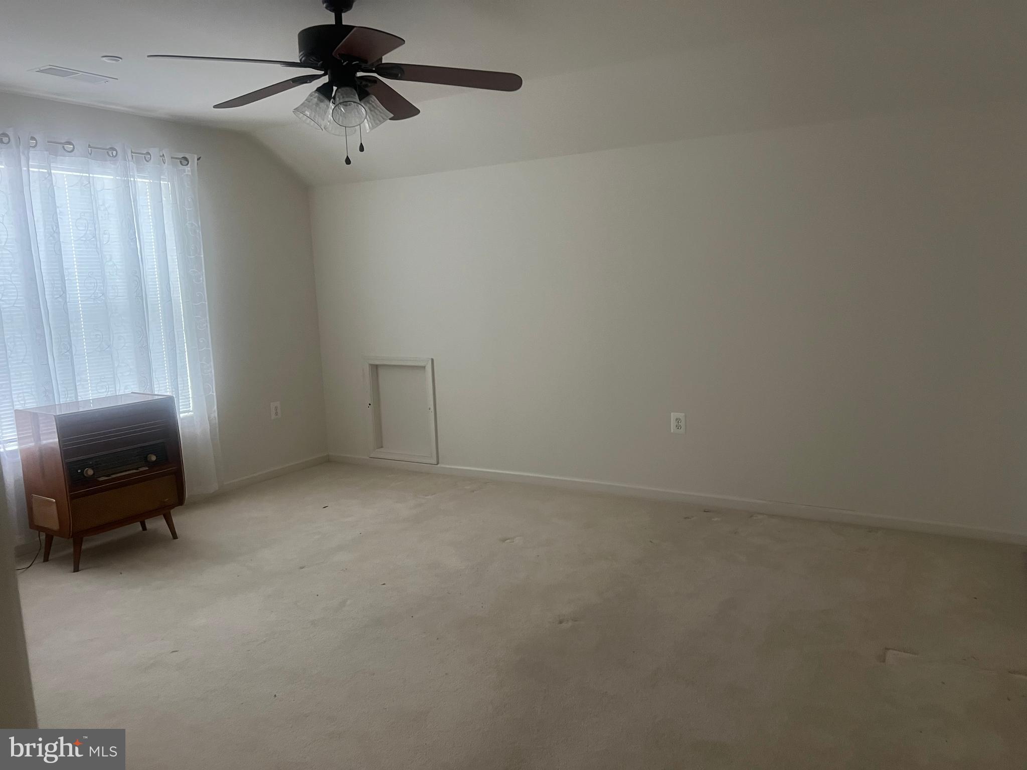 FALLS RUN - Residential