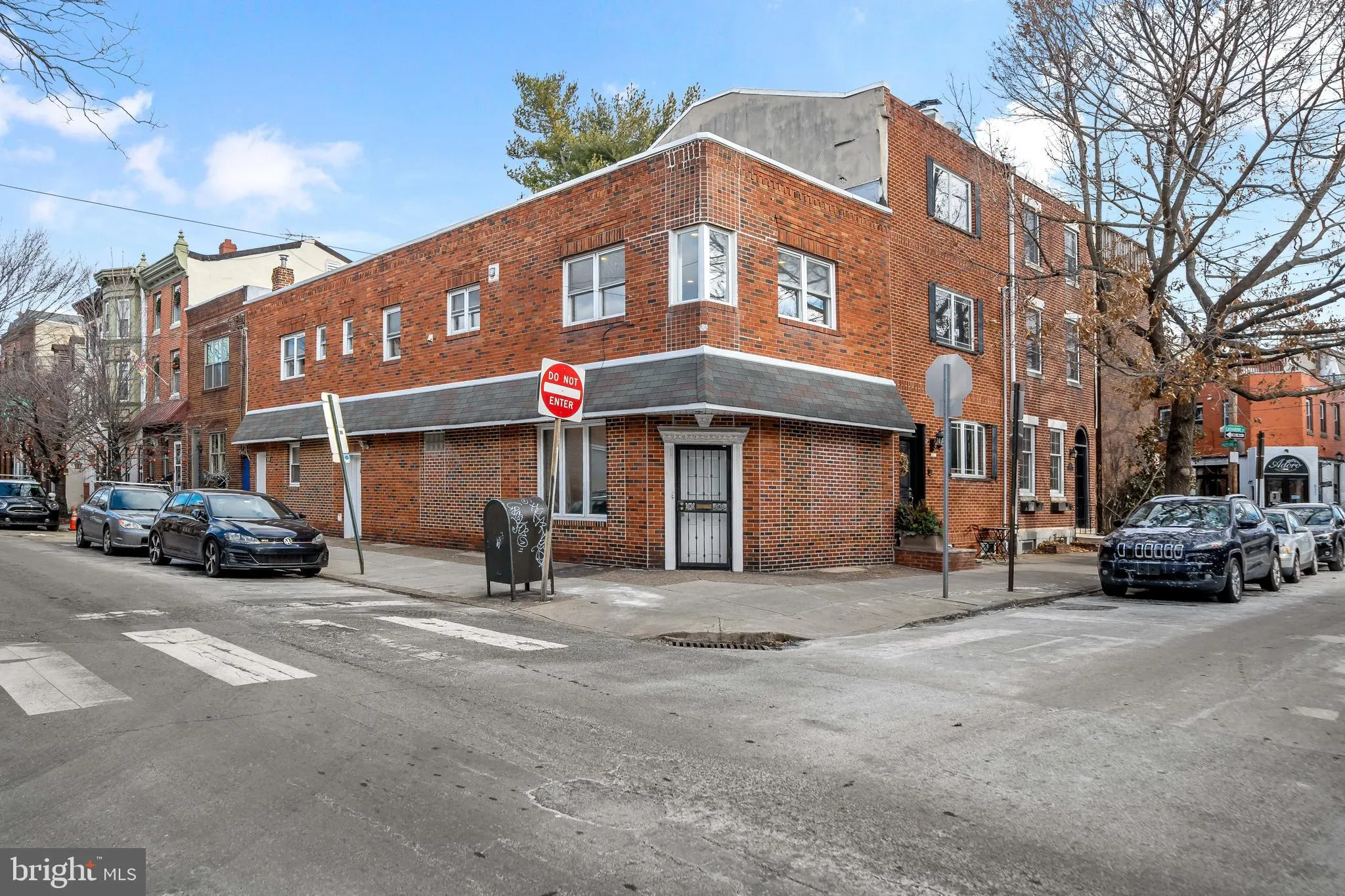 Philadelphia, Pennsylvania 19147, United States, 2 Bedrooms Bedrooms, ,2 BathroomsBathrooms,Residential,Pending,20130