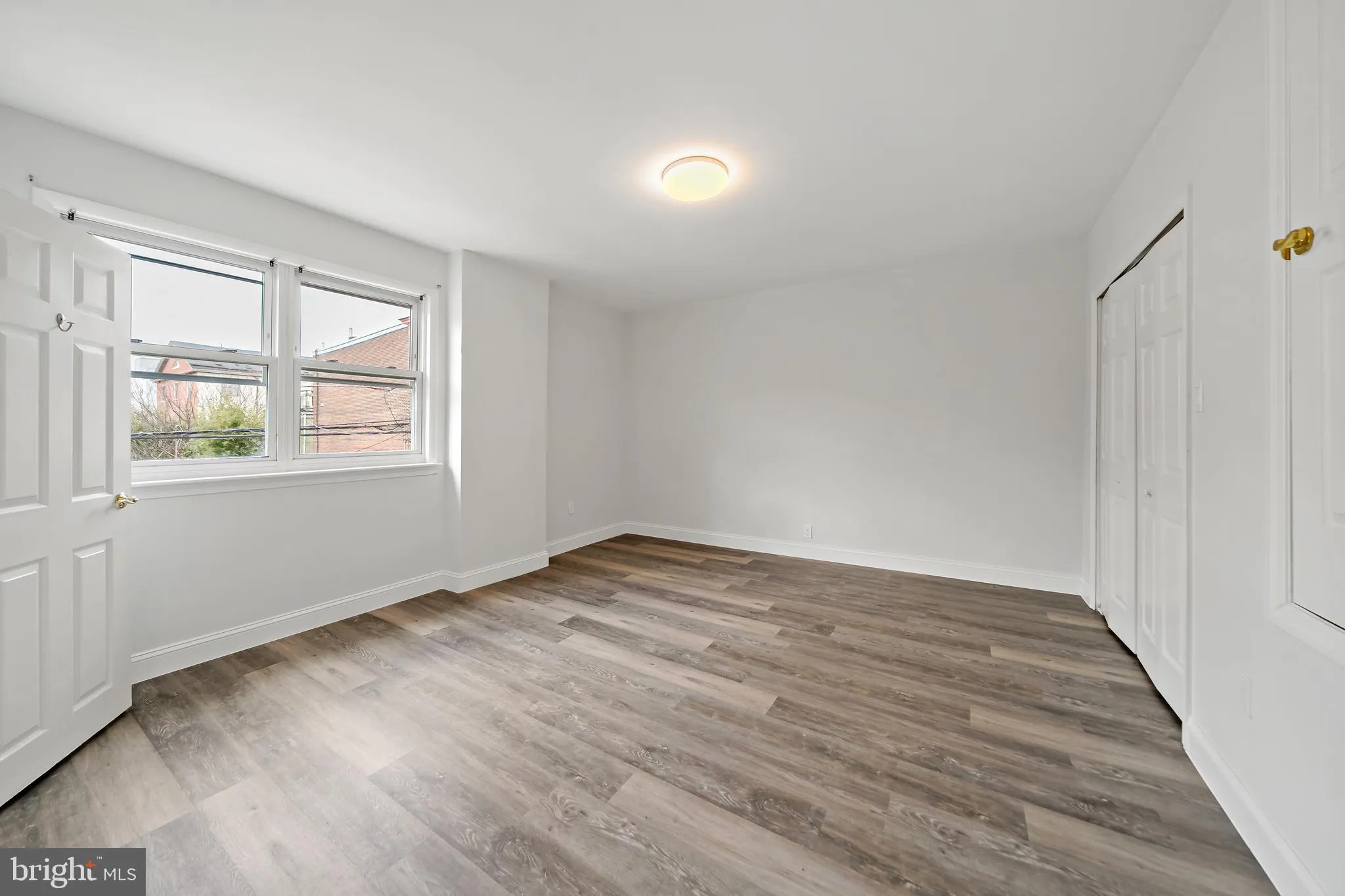 Philadelphia, Pennsylvania 19147, United States, 2 Bedrooms Bedrooms, ,2 BathroomsBathrooms,Residential,Pending,20130