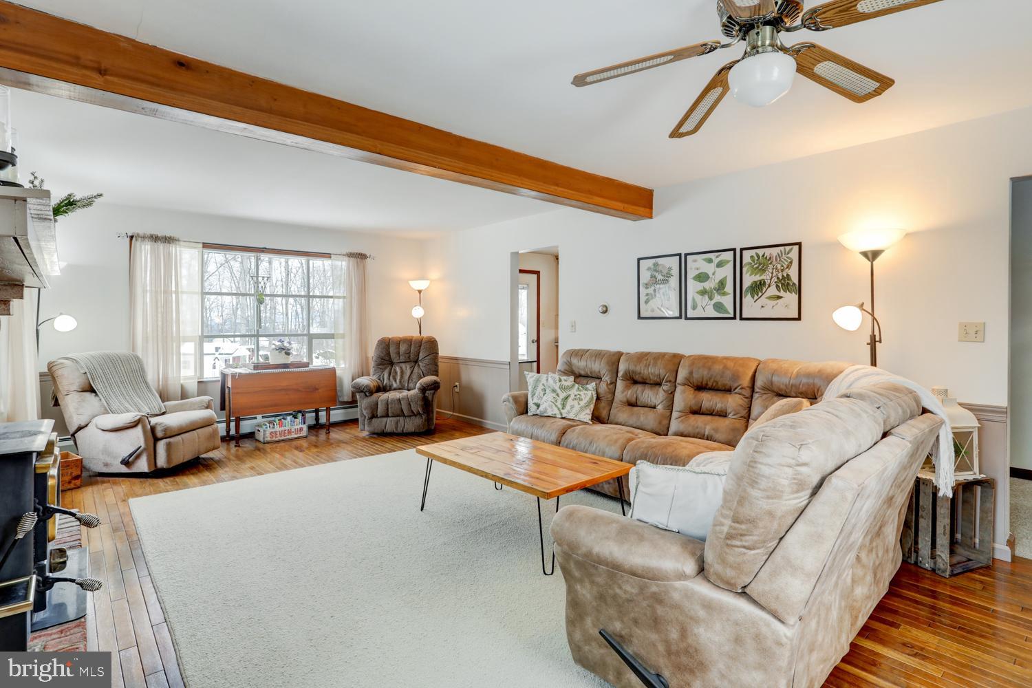 BRECKNOCK TOWNSHIP - Residential