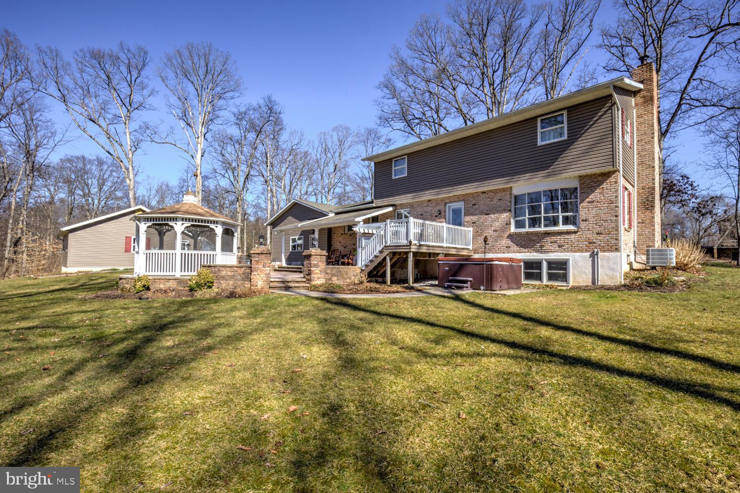 BRECKNOCK TOWNSHIP - Residential