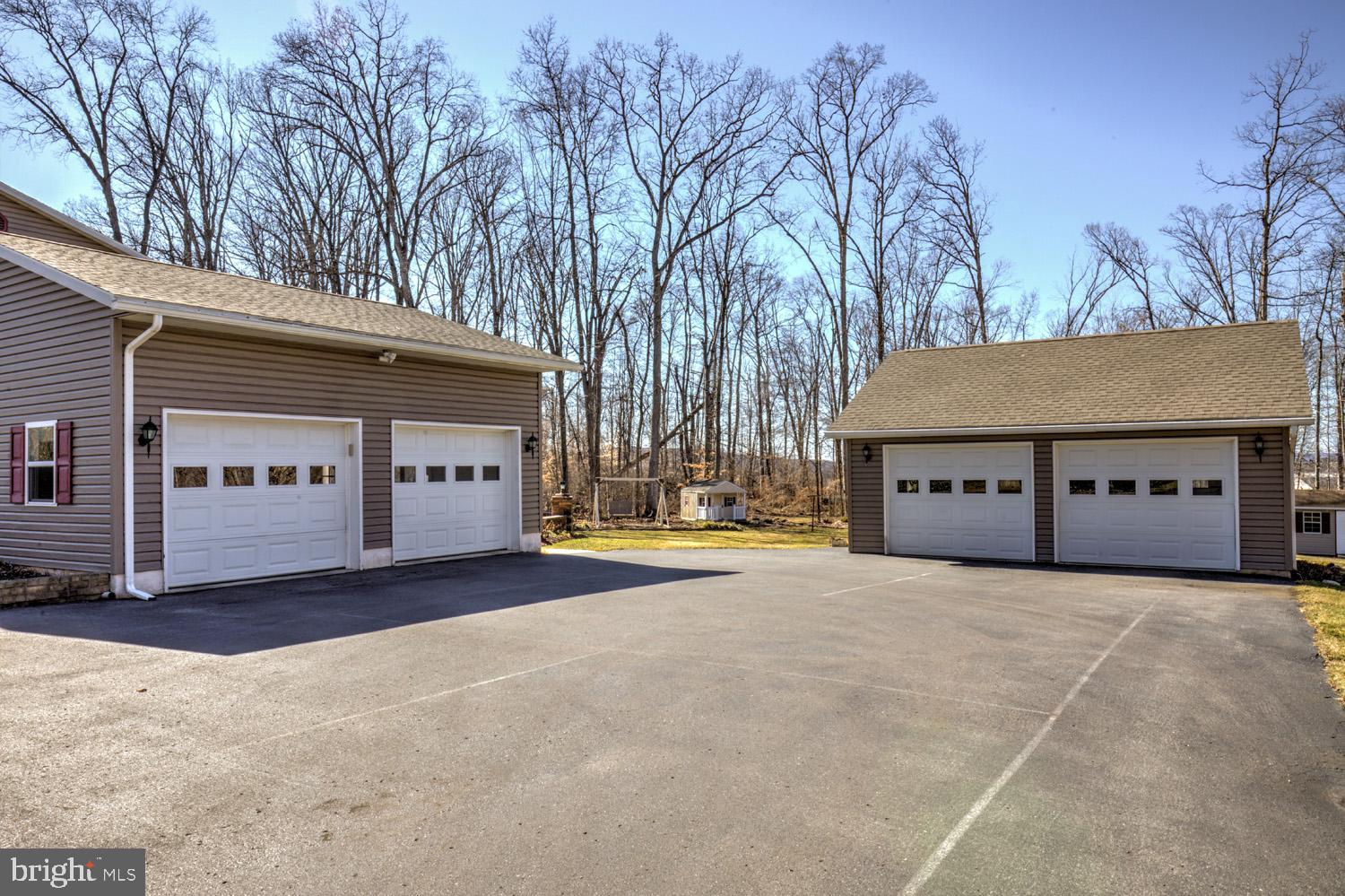 BRECKNOCK TOWNSHIP - Residential