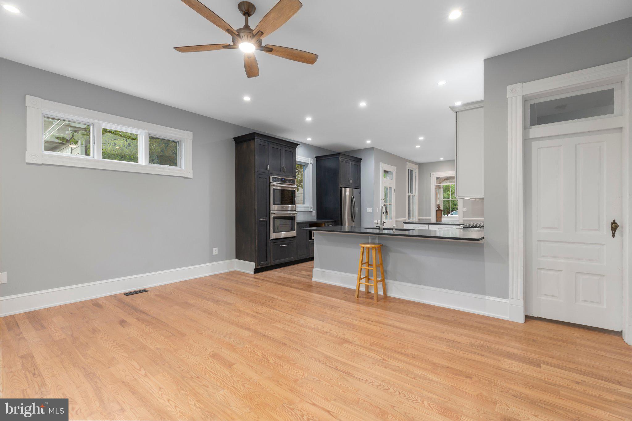 DOWNTOWN FREDERICKSBURG - Residential