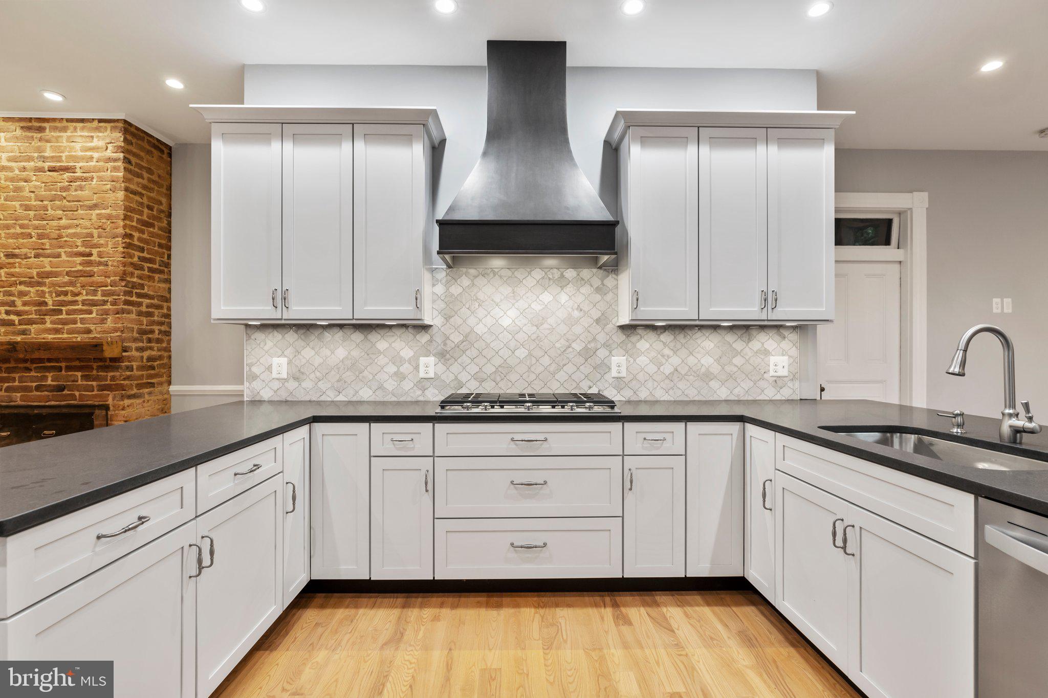 DOWNTOWN FREDERICKSBURG - Residential