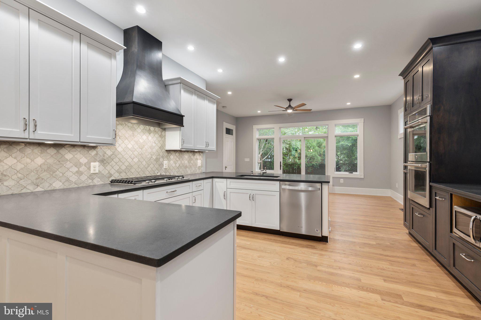 DOWNTOWN FREDERICKSBURG - Residential