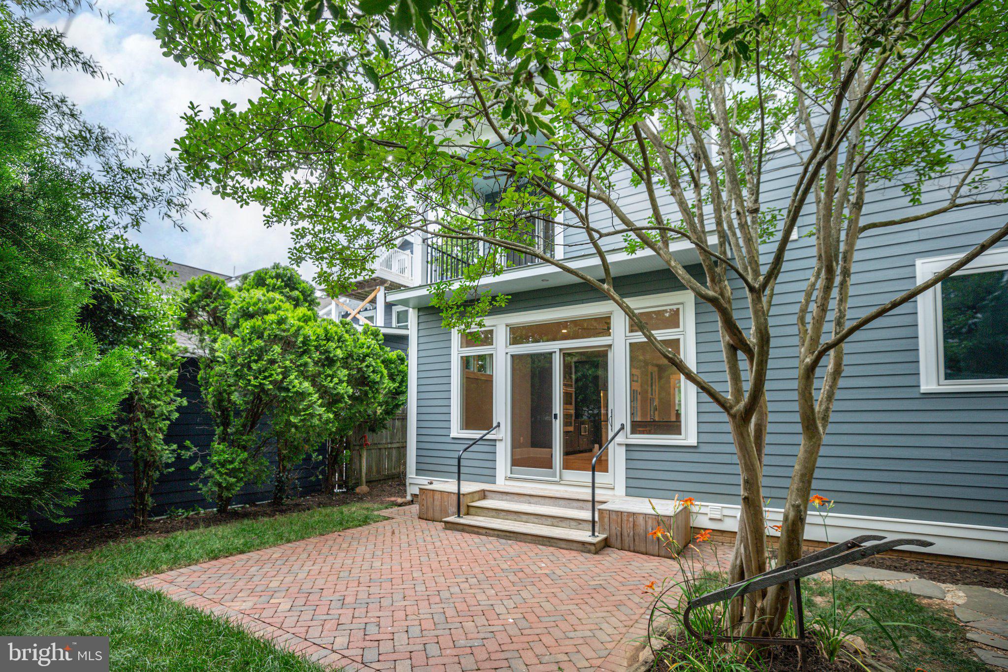 DOWNTOWN FREDERICKSBURG - Residential