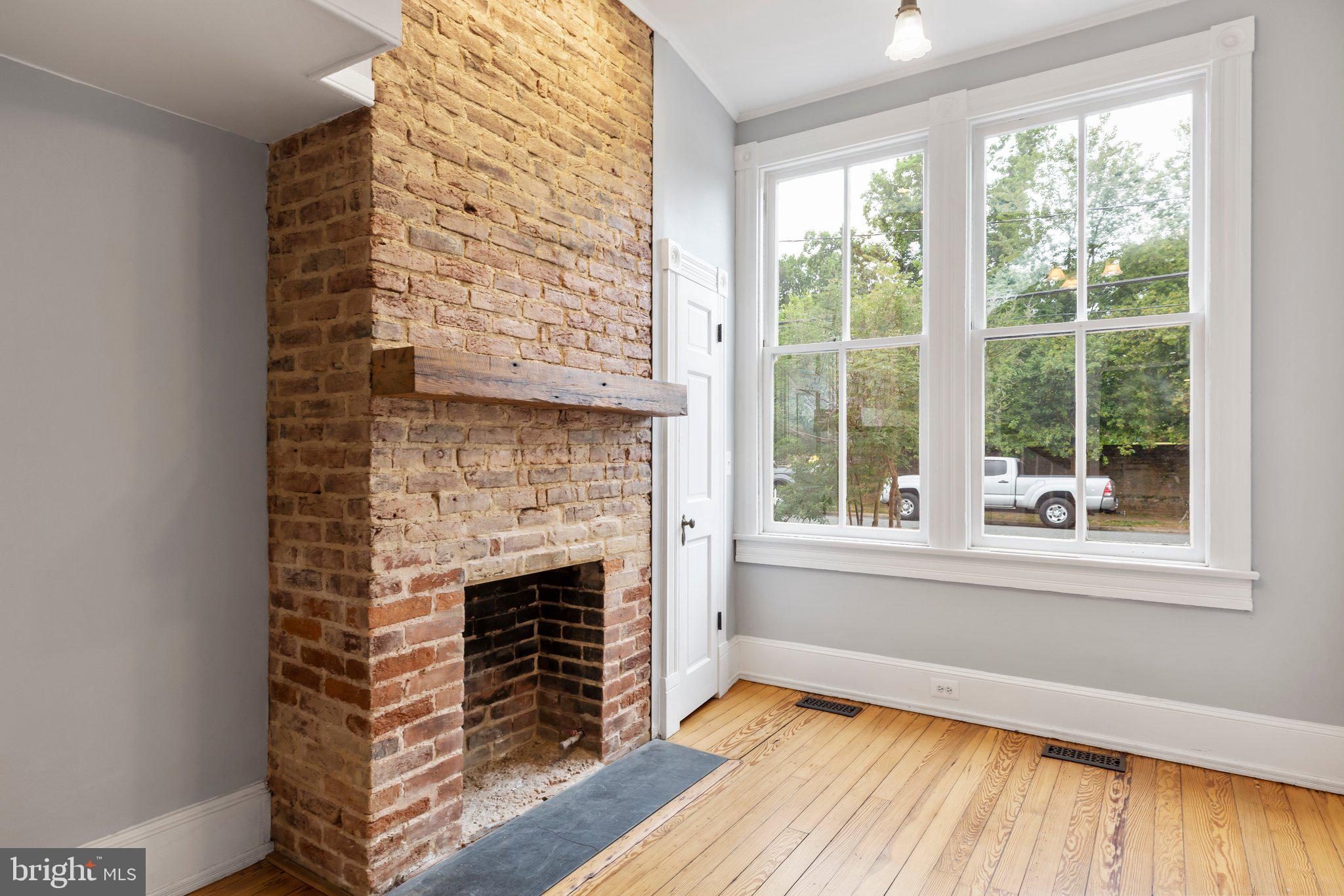 DOWNTOWN FREDERICKSBURG - Residential