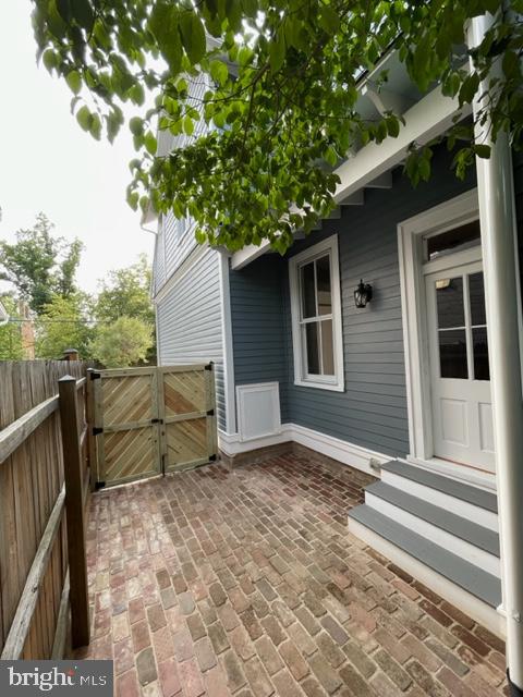 DOWNTOWN FREDERICKSBURG - Residential