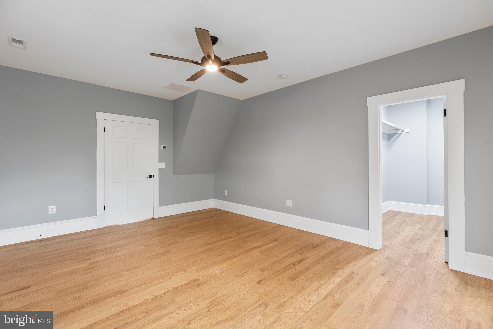 DOWNTOWN FREDERICKSBURG - Residential