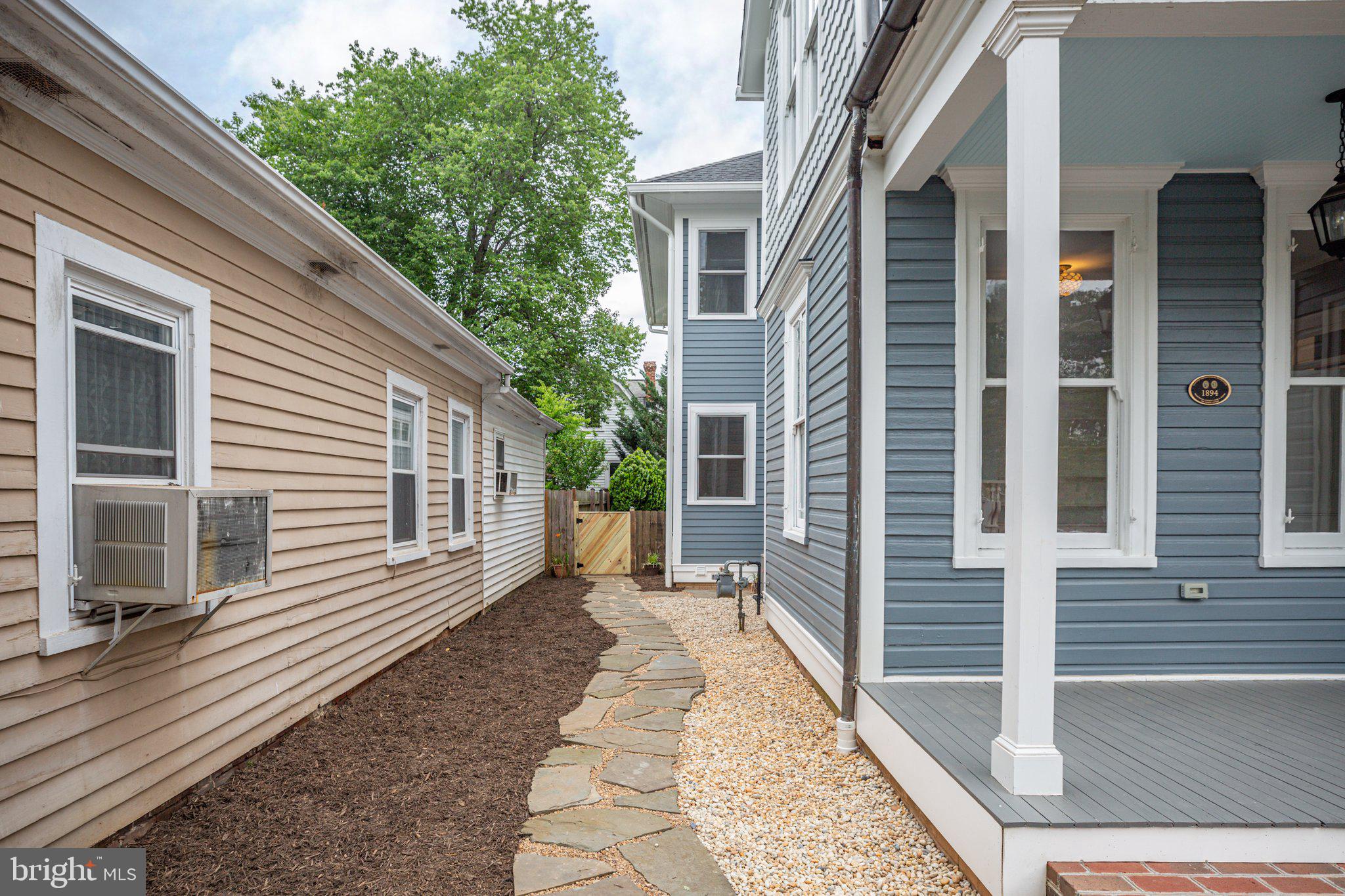 DOWNTOWN FREDERICKSBURG - Residential