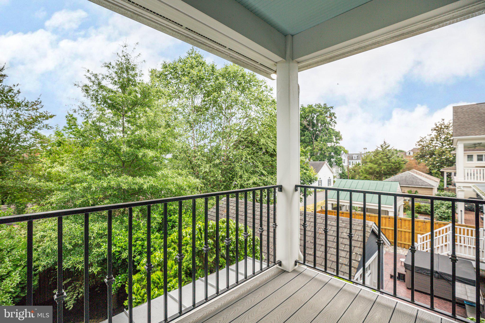 DOWNTOWN FREDERICKSBURG - Residential