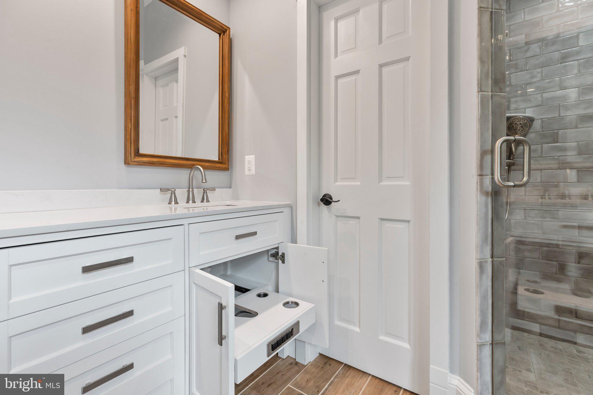 DOWNTOWN FREDERICKSBURG - Residential