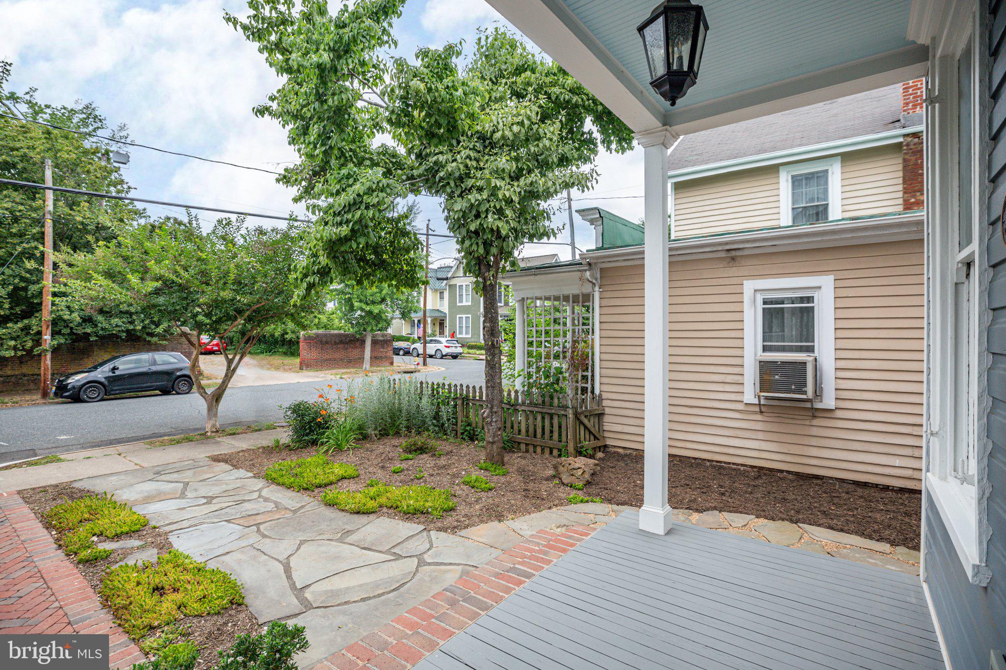 DOWNTOWN FREDERICKSBURG - Residential