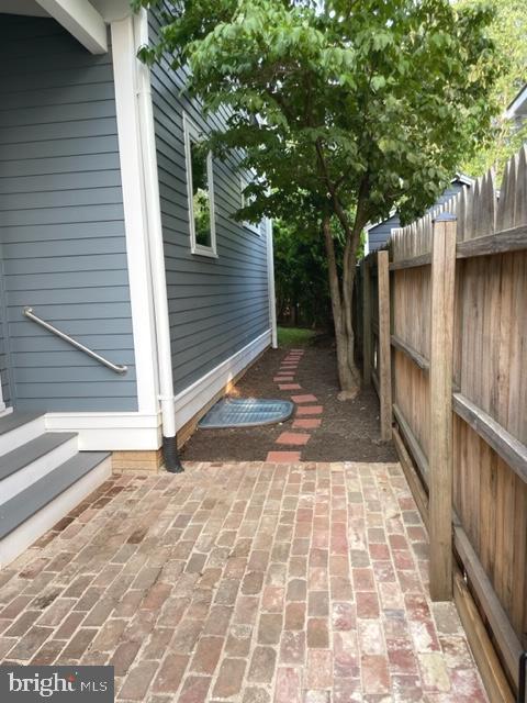 DOWNTOWN FREDERICKSBURG - Residential