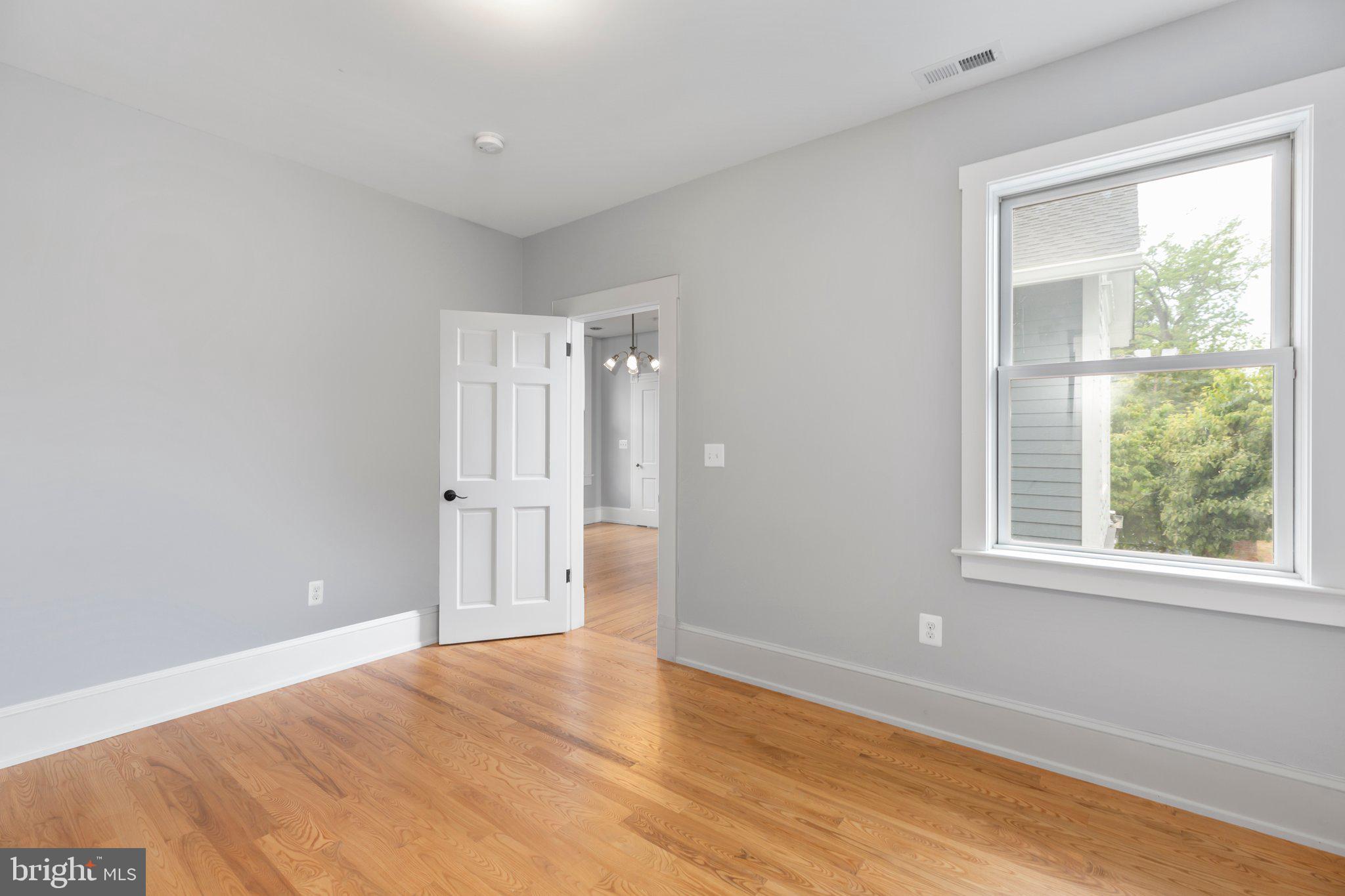 DOWNTOWN FREDERICKSBURG - Residential