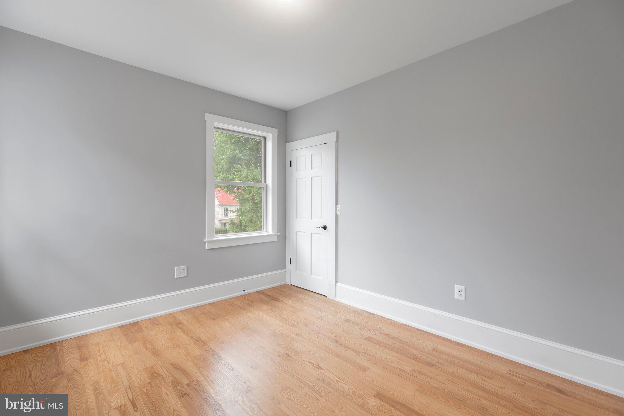 DOWNTOWN FREDERICKSBURG - Residential