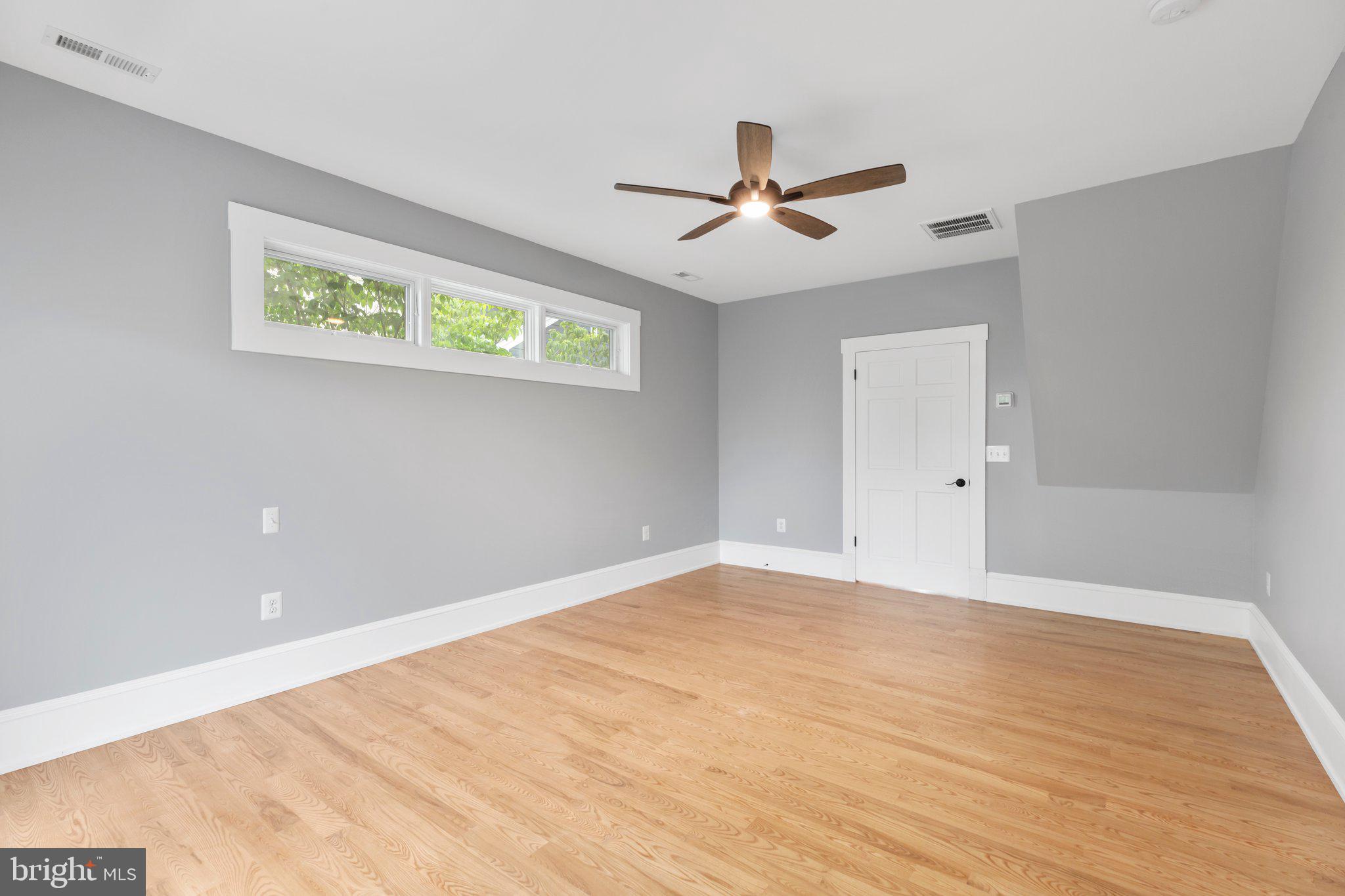 DOWNTOWN FREDERICKSBURG - Residential