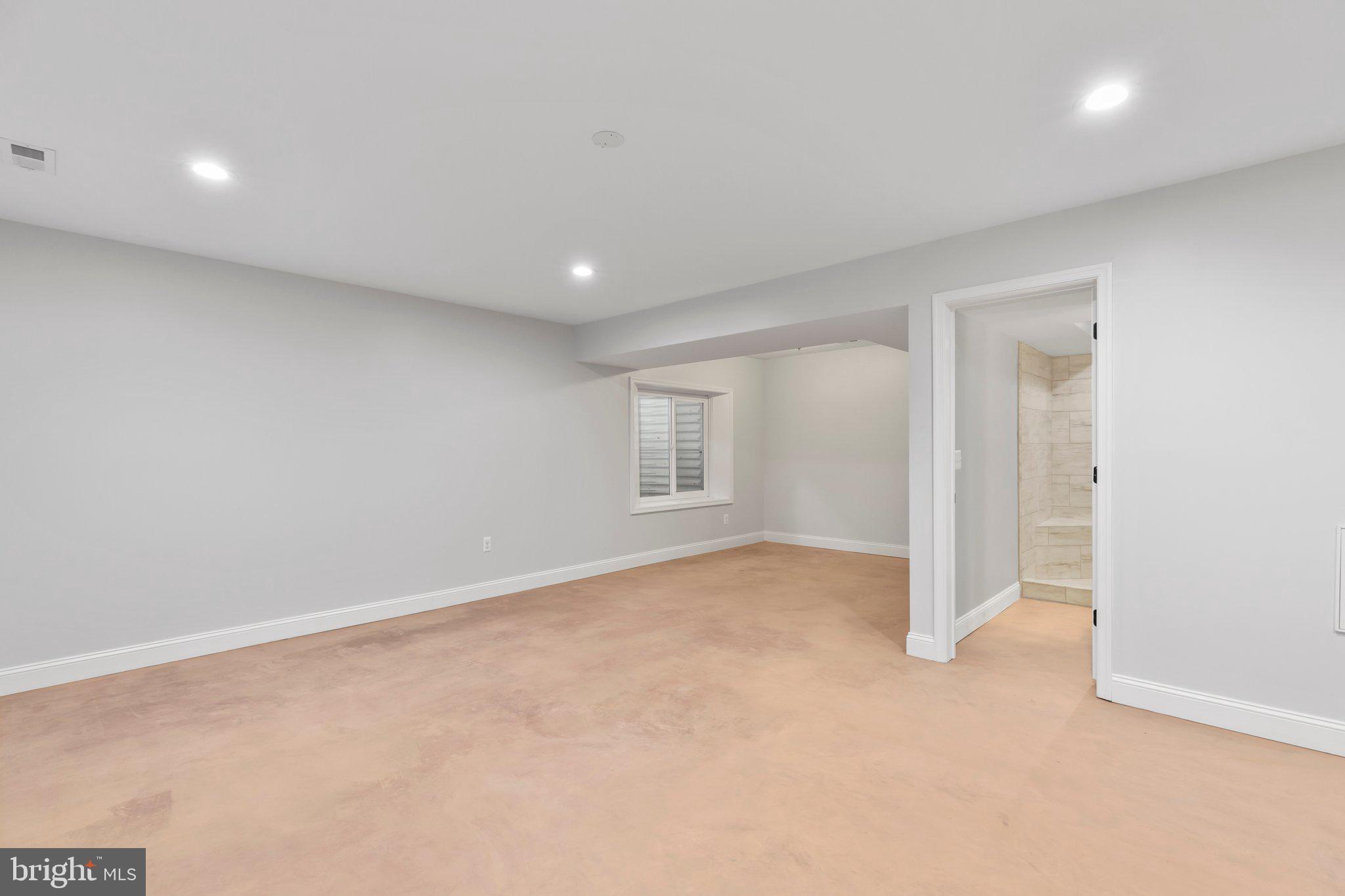 DOWNTOWN FREDERICKSBURG - Residential