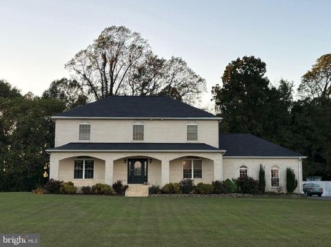 Photo of 16110 Trigger Ln, KING GEORGE, VA 22485 (MLS # VAWE2010658)