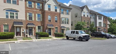 Townhouse For Rent - 7339 Old Calvary Road<br/> HANOVER, MD 21076