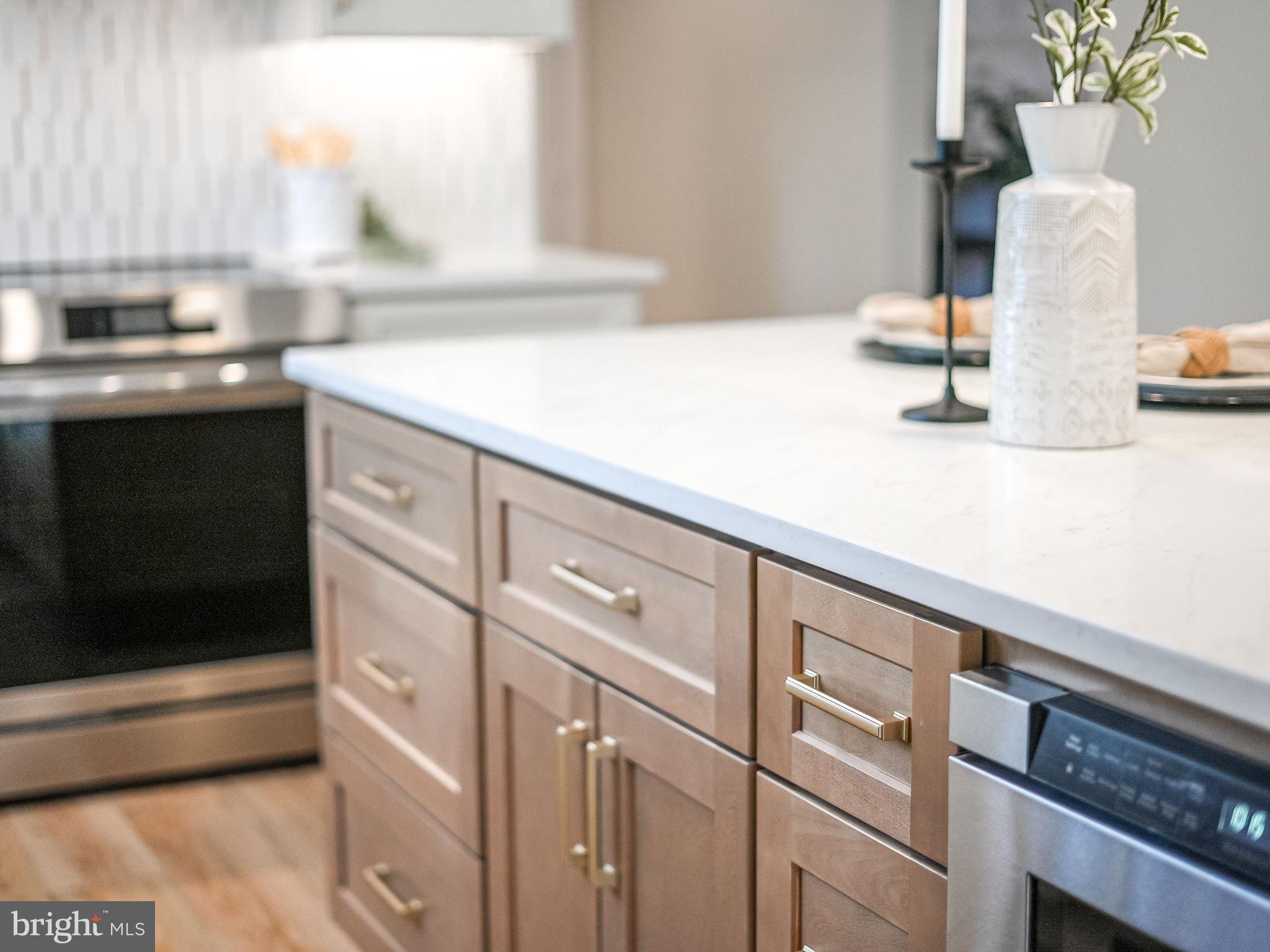 BURKE CENTRE - Residential