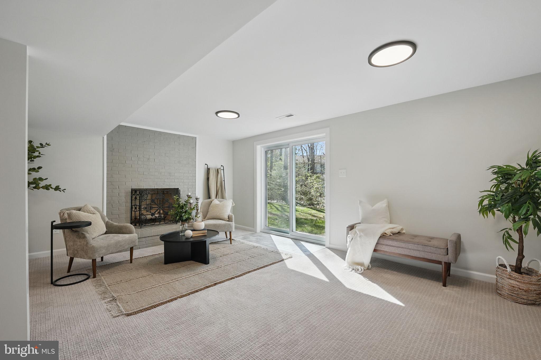 BURKE CENTRE - Residential