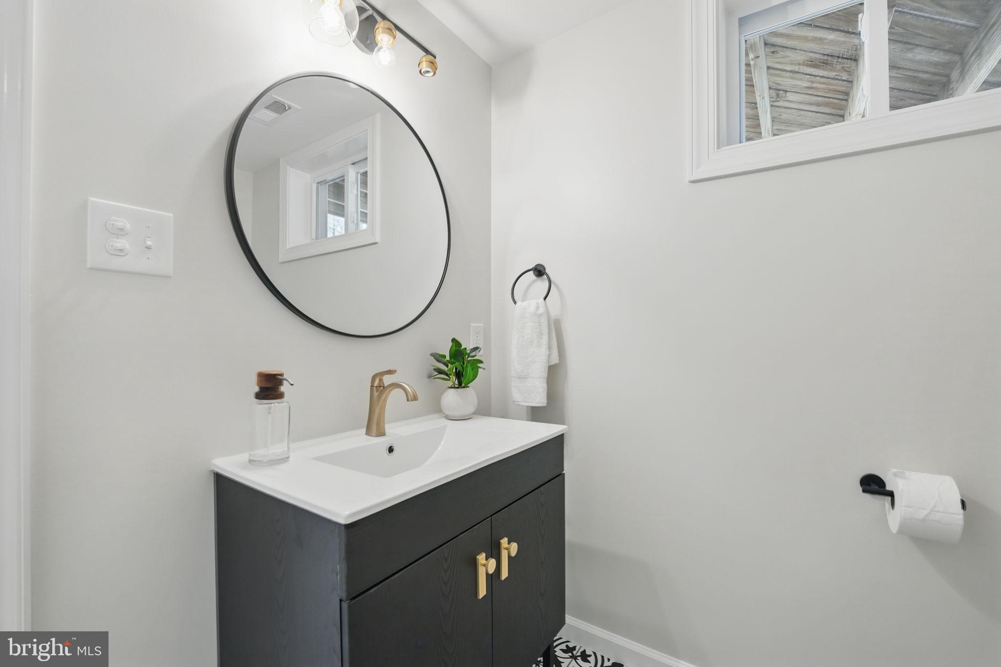 BURKE CENTRE - Residential