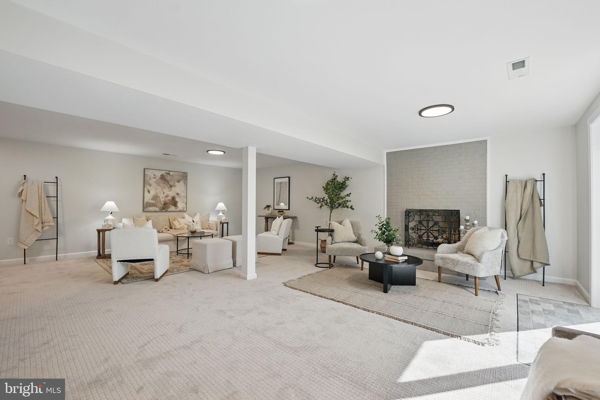 BURKE CENTRE - Residential